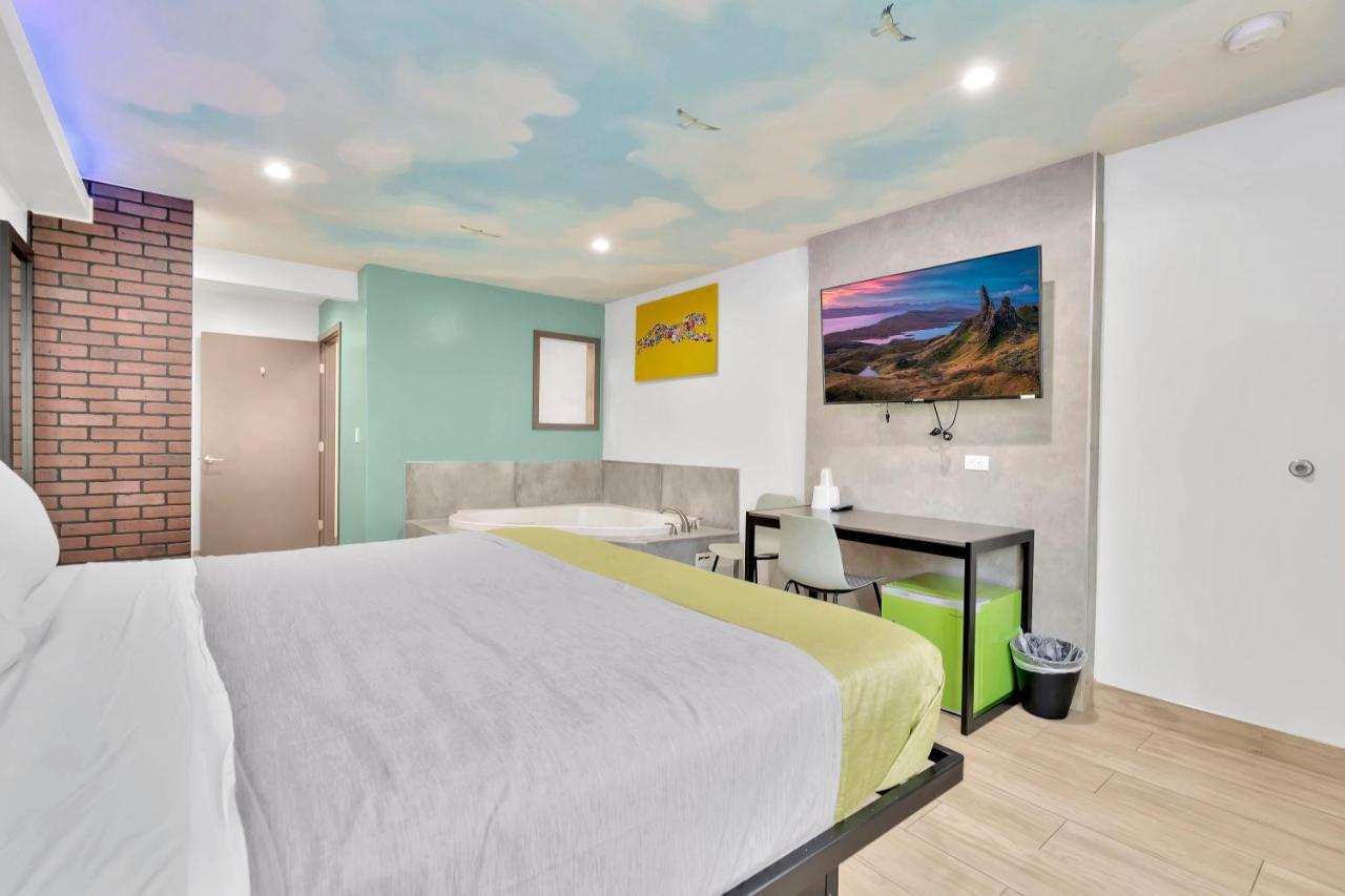 Exclusivo Inn And Suites Lakewood エクステリア 写真